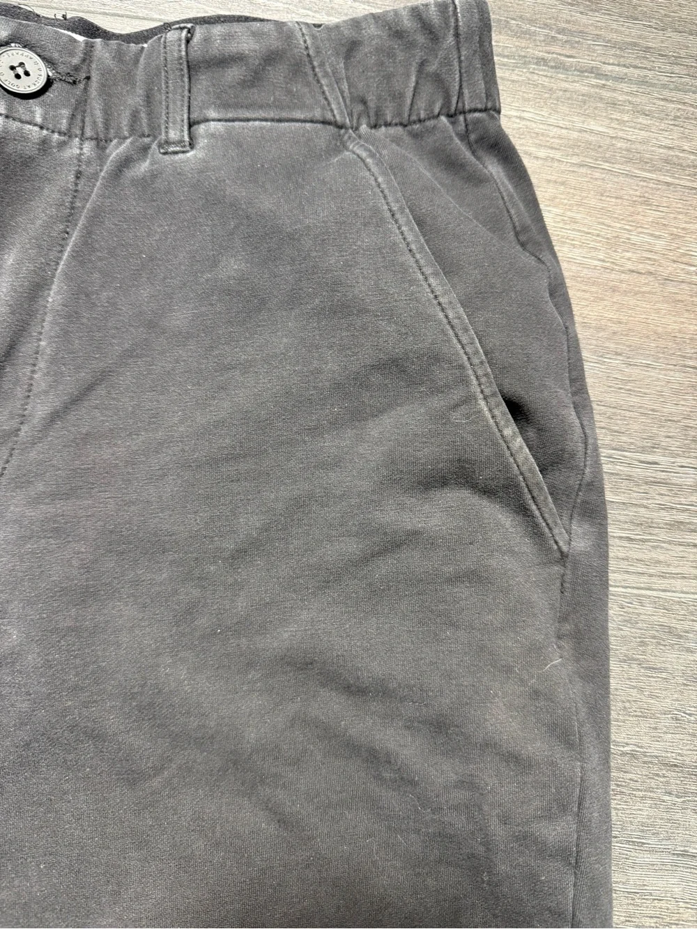 Men's Elastic-Waist Chinos - Black